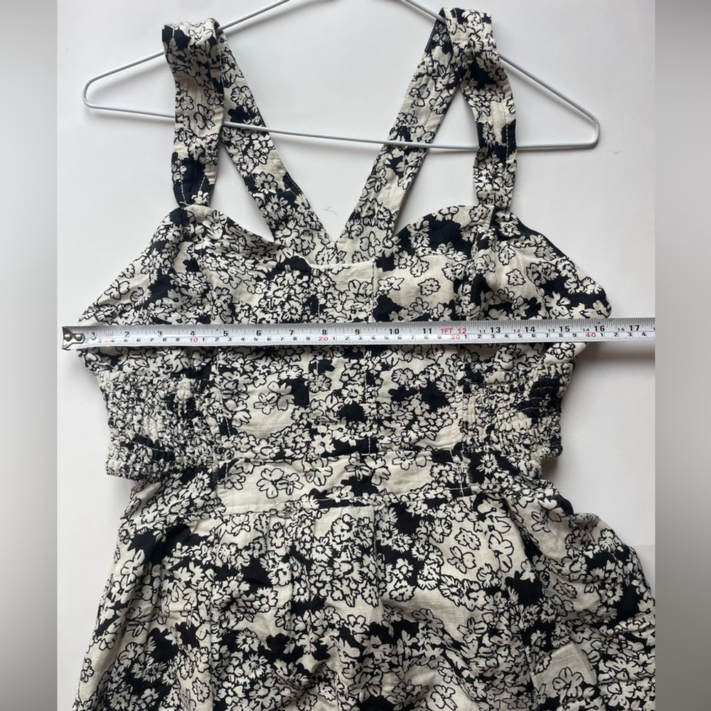 new Anthropologie Printed Midi
Dress Black and White Floral - Picture 5 of 8